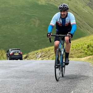 chris riding the fred whitton challenge